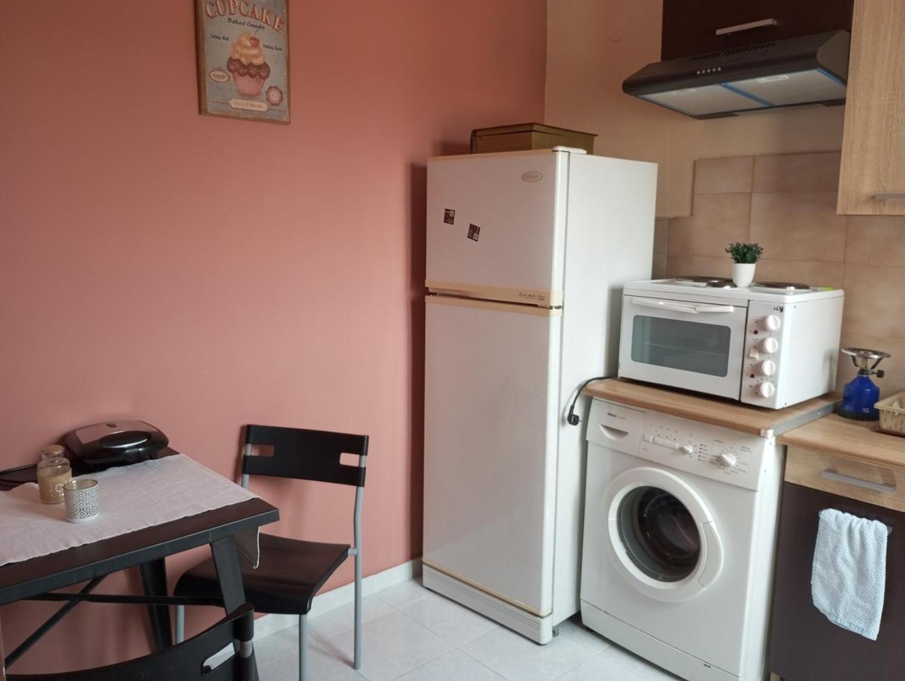 Cozy Studio Flat 1 Bedroom-Very Central Location Mytilene Exterior photo